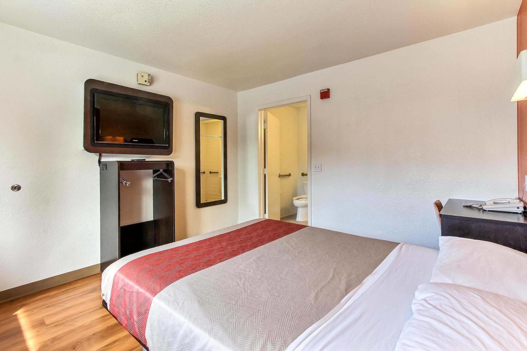 Park Inn By Radisson, Santa Clara Exterior photo